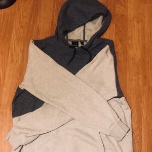 Hurley Tops - Hurley men’s Grey & Navy Heather Hoodie, size L Hurley Tops - Hurley men’s Grey & Navy Heather Hoodie, size L